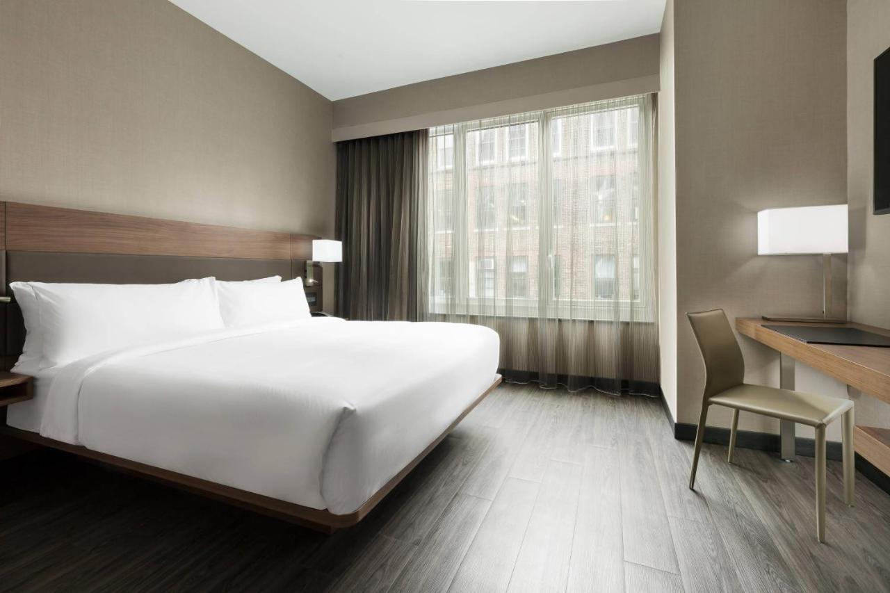 Ac Hotel By Marriott New York Times Square Екстериор снимка