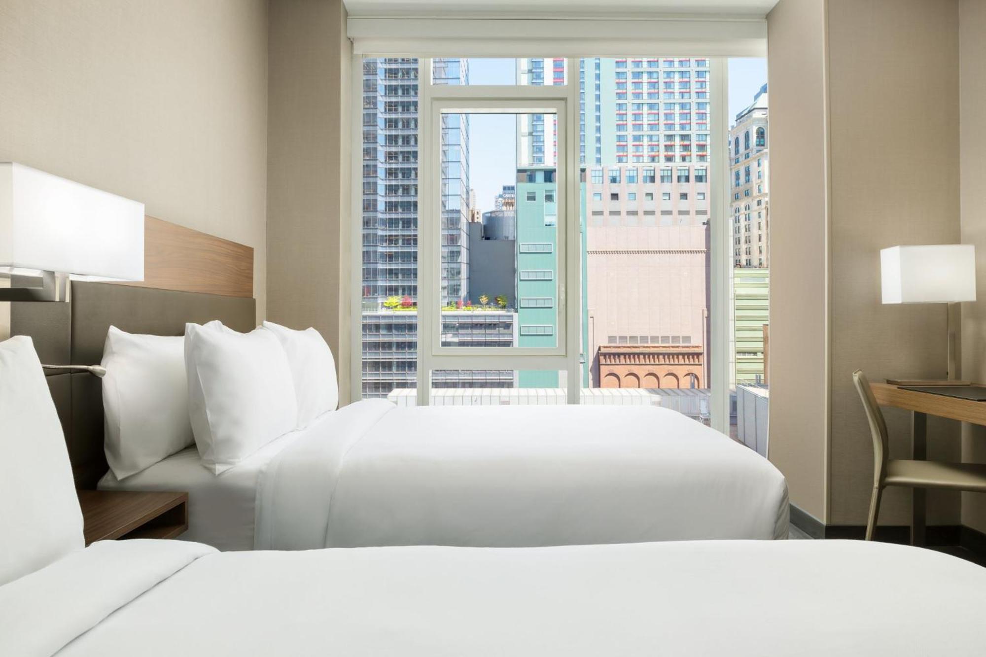 Ac Hotel By Marriott New York Times Square Екстериор снимка