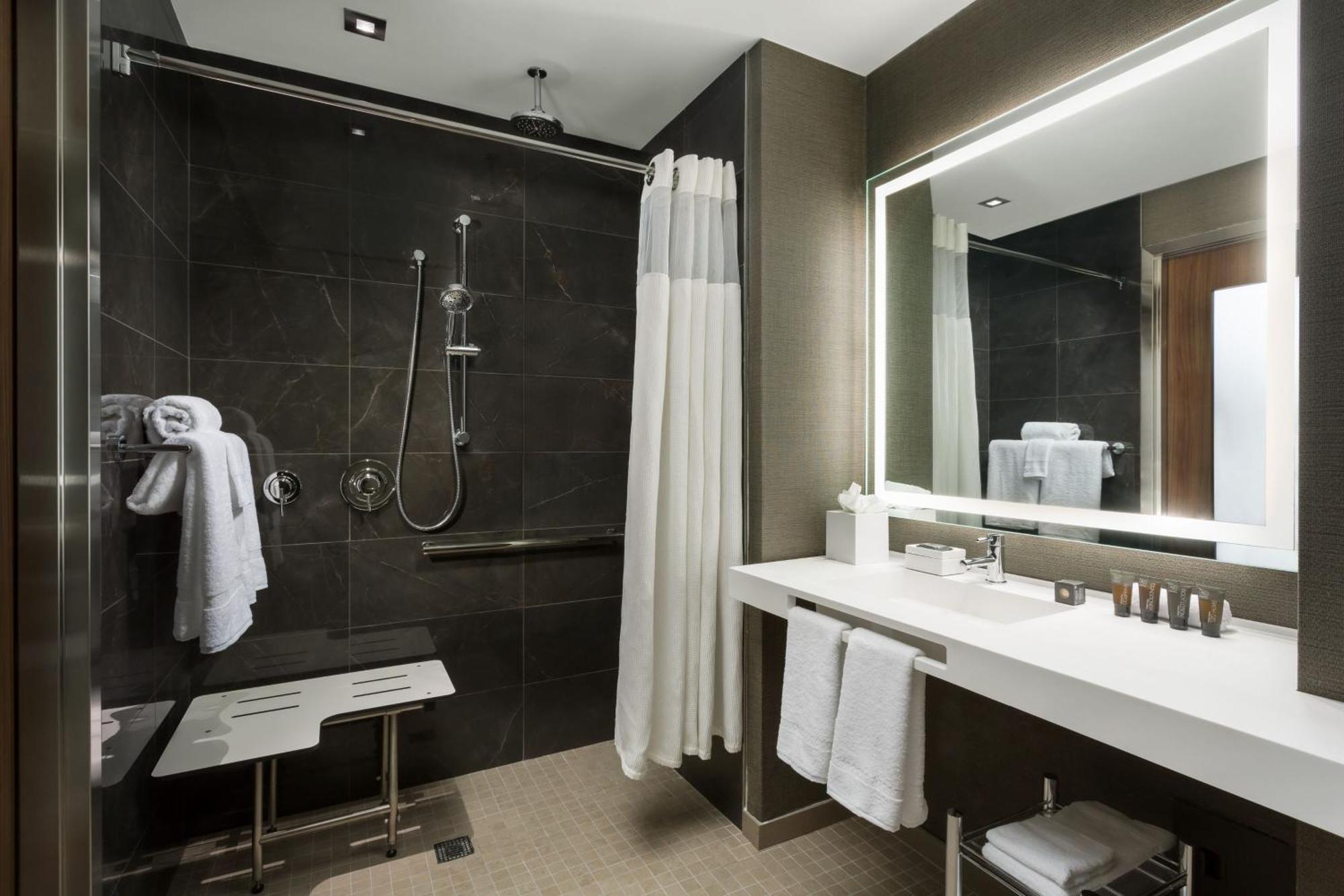 Ac Hotel By Marriott New York Times Square Екстериор снимка